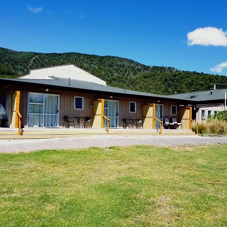 The Crossing Lodge Erua Exteriér fotografie